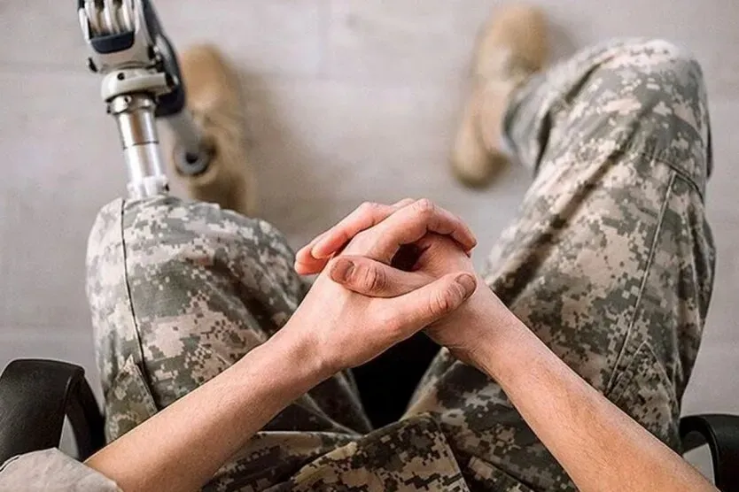 Ілюстроване фото. Розмір допомоги військовослужбовцям, які отримали важке поранення, — до 100 тис. гривень