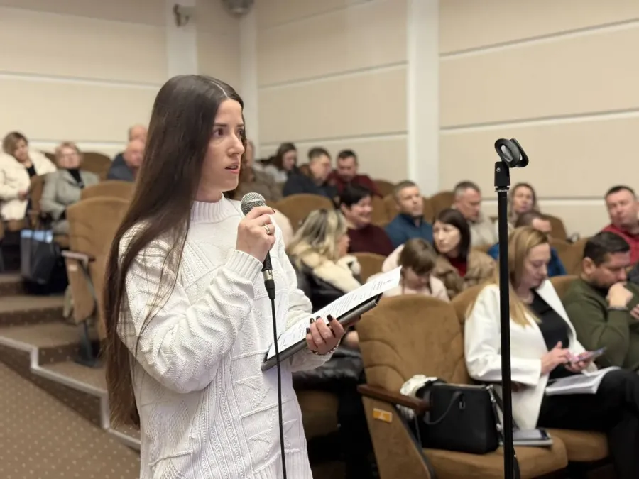 Тетяна Будзан порушила проблему збільшення популяції червоних лисиць. Фото: Калуська міська рада