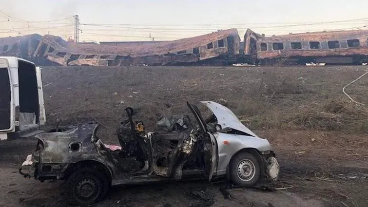 Провідник загинув через обстріл залізничної станції Чаплине на Дніпровщині 24 серпня 2022 року. Фото: Анатолій Штефан