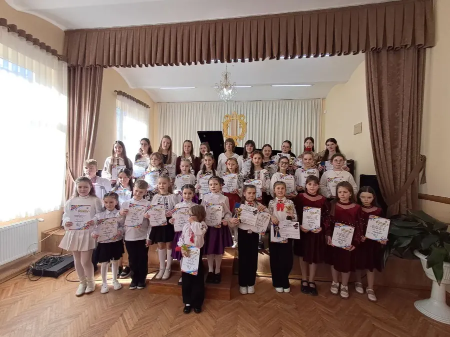 Юні виконавці подарували слухачам чудові музичні миті. Фото: Калуська музична школа