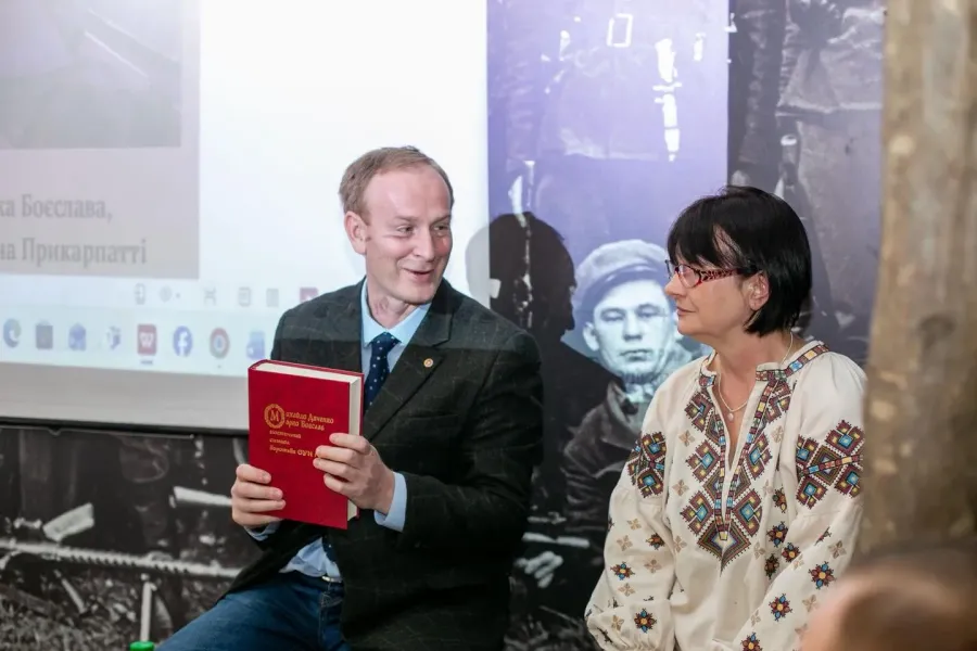 Книга є результатом кількарічної праці групи упорядників. Фото: Руслан Марцінків