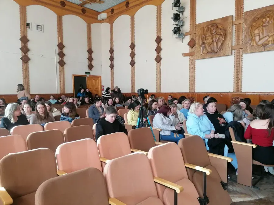 Під час зустрічі з батьками у Калуському ліцеї №10