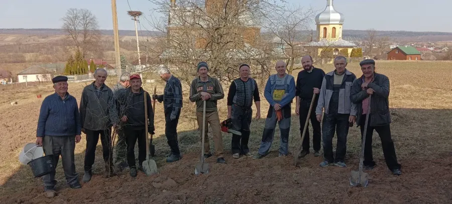 До доброї справи долучилися як дорослі, так і діти