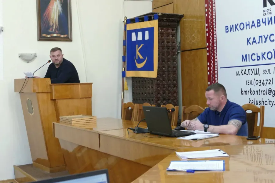 Калуська ЦРЛ візьме участь у програмі «Грантовий хаб ZDOROVI 2026». Фото: Калуська міська рада