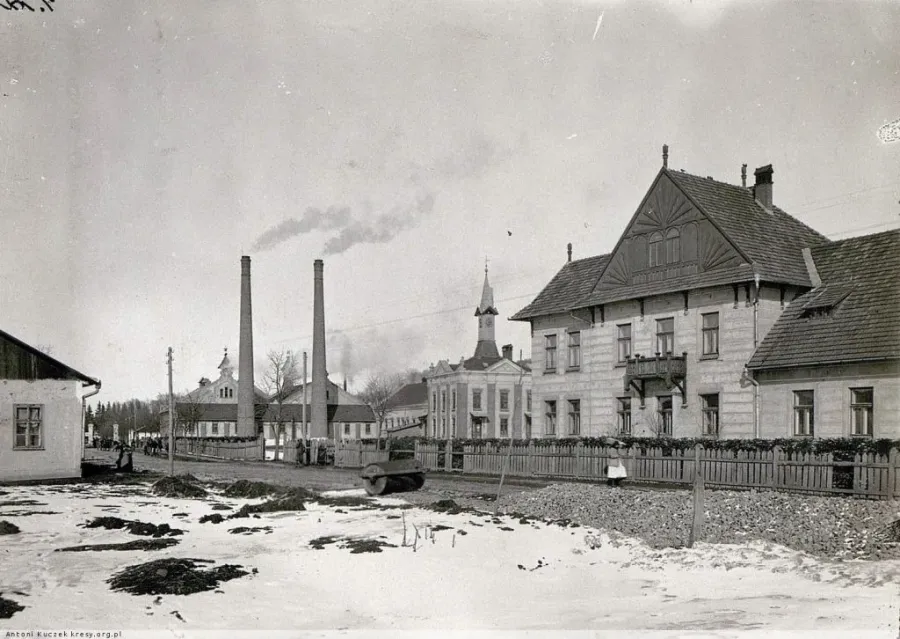 Калуське підприємство з видобутку калійної солі й виробництва кухонної солі. 