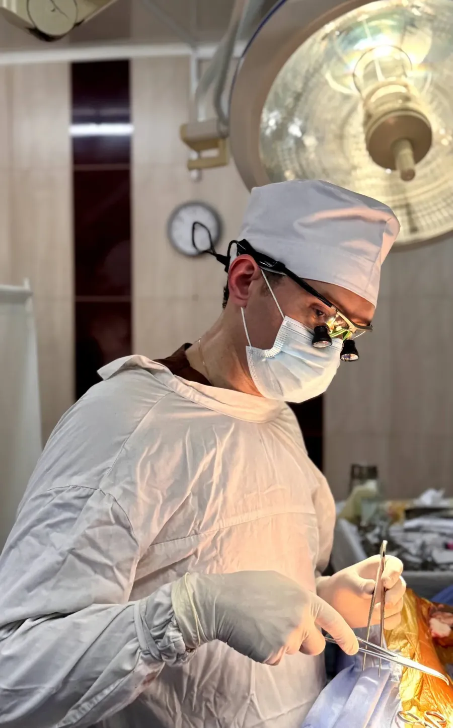 В Івано-Франківській центральній міській клінічній лікарні Ростислав Сабадош працює уже 22 роки