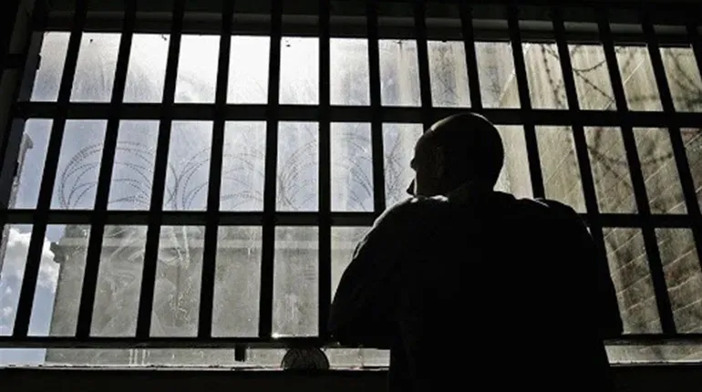 Ілюстроване фото. З врахуванням попереднього вироку суду калушанин проведе за ґратами шість років