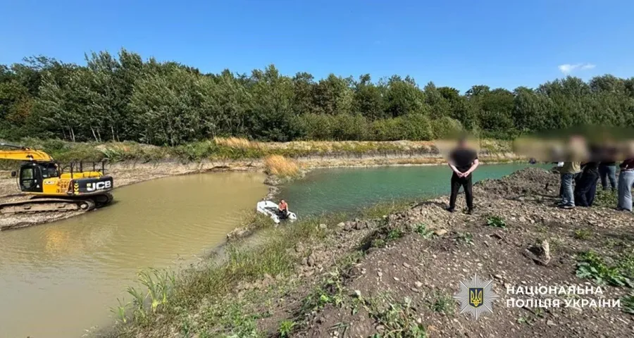 Піщано-гравійну суміш незаконно видобували у селі Хутір-Будилів