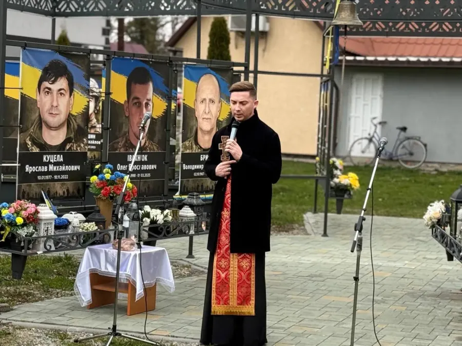 "Не так треба бути озлобленому на ТЦК, як на ворога — винен москаль", — акцентував священник. Фото: парафія Покрови Пресвятої Богородиці
