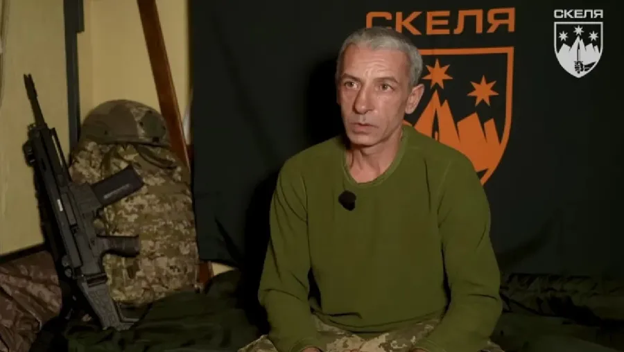 Бійців вивів штурмовик "Скелі" на псевдо "Сєдой". Фото: скрін із відео