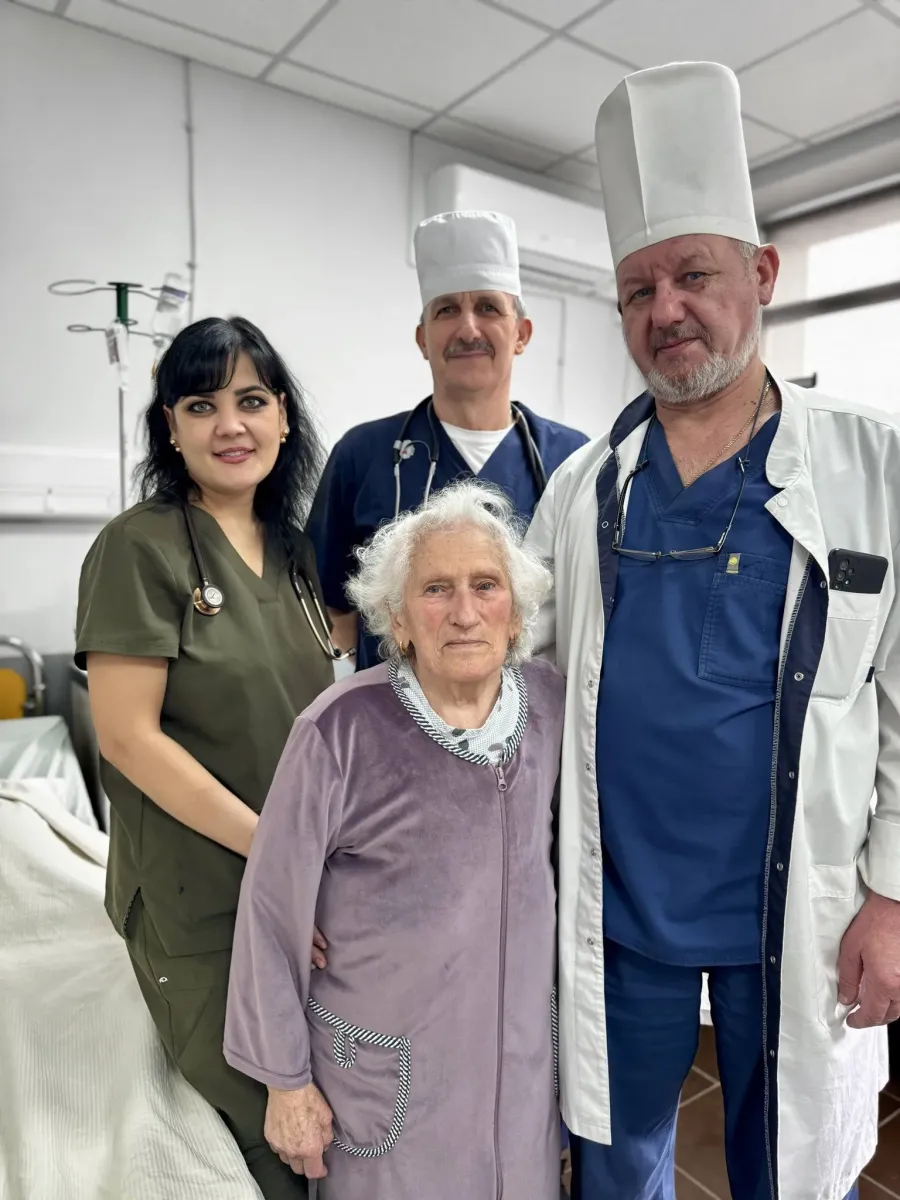 Марія Миколаївна мріє повернутися до улюбленої роботи на городі