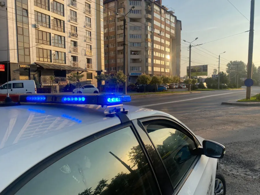 Ілюстроване фото. За хибний виклик поліції передбачено до 3400 гривень штрафу 