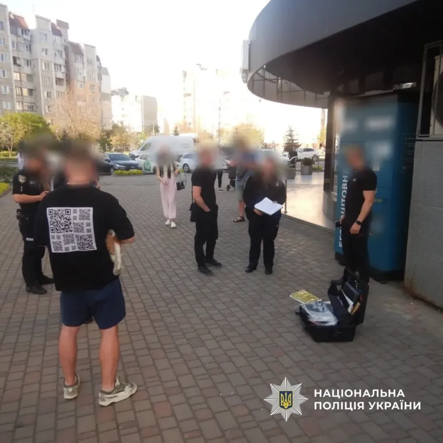 Поліціянти викрили схеми незаконного обігу наркотиків