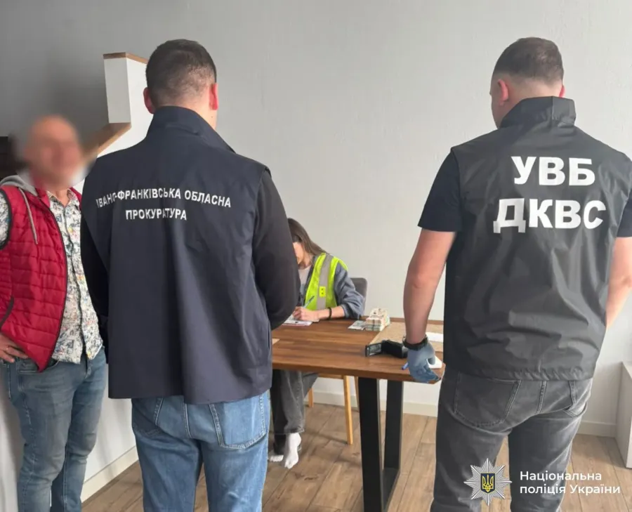 Державному підприємству в Коломиї деревину із Запоріжжя постачали лише "на папері"