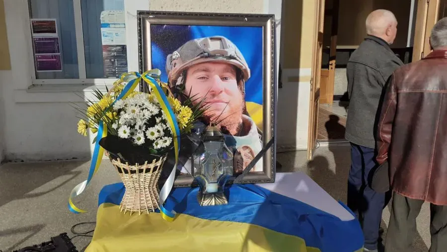 Павла поховали 22 грудня 2024 року у рідному селищі Брошнів-Осада