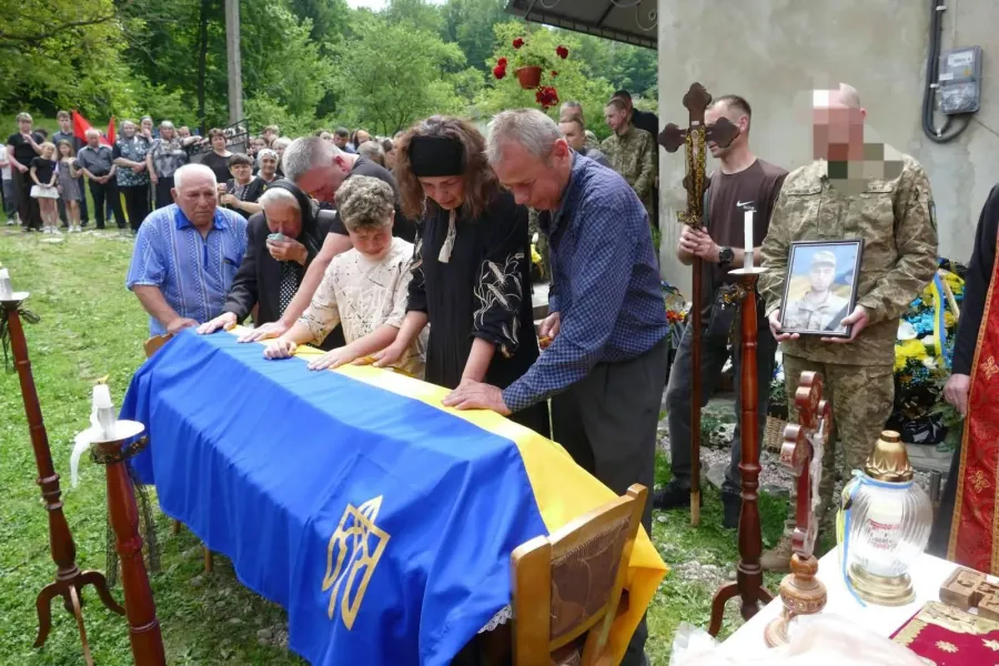 Вічна пам'ять і шана Герою Богданові Гриніву! Фото: Калуська міська рада