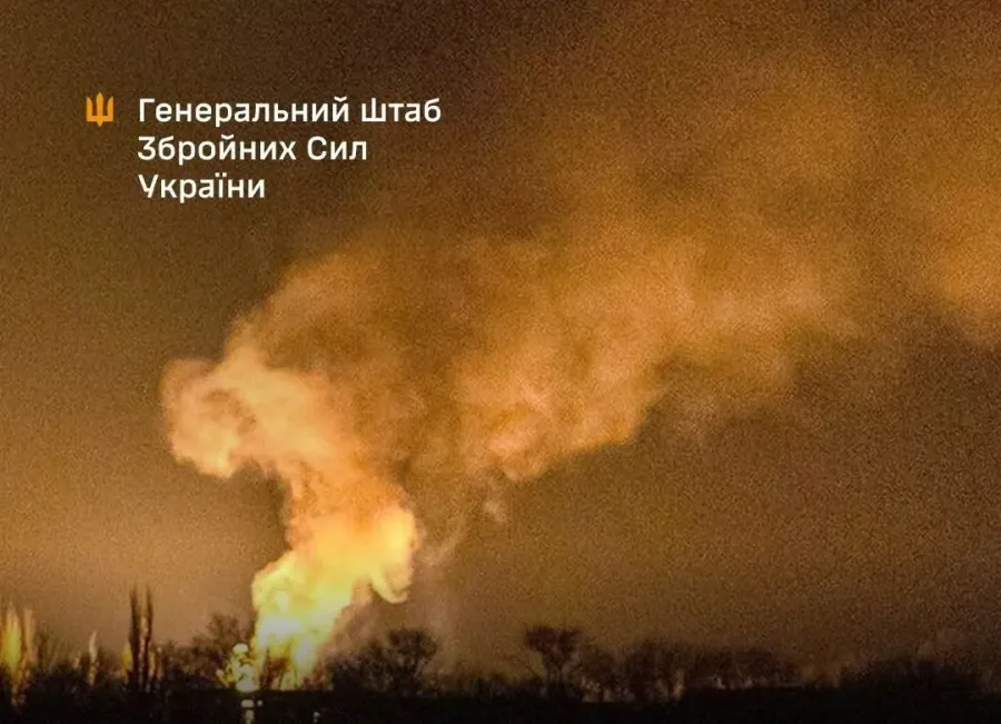 Уражено нафтобази в Криму, пункт управління ФСБ та інші військові об'єкти противника