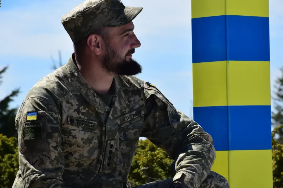 Головна мета Віталія після війни — відкрити в Карпатах готель для психологічної реабілітації військових. Фото: Держприкордонслужба