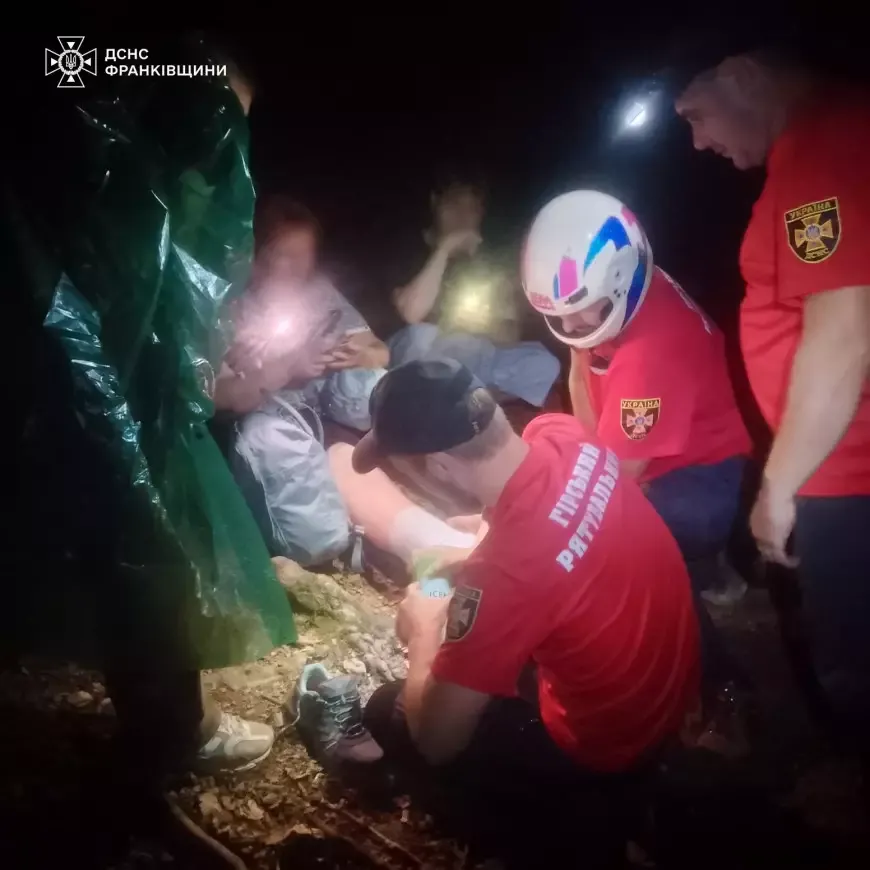 Рятувальники допомогли туристці, яка травмувалася в горах
