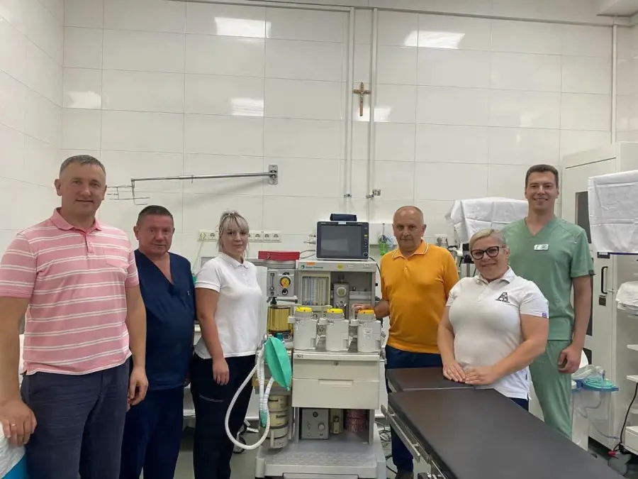 Лікарня отримала високоточні випарники анестезіологічного газу